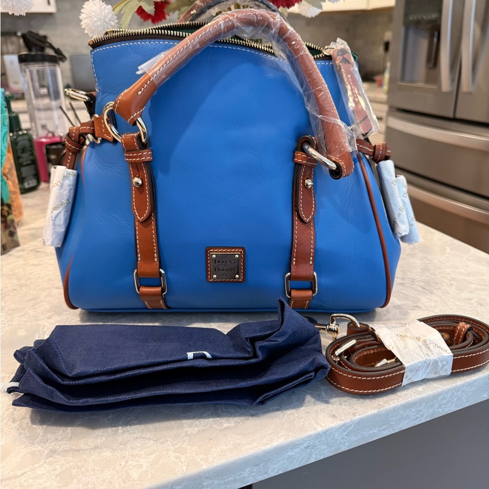 Dooney and Bourke cobalt satchel - Picture 2 of 16